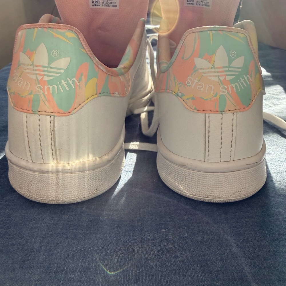 Stan Smith Adidas Girls Sneakers - Picture 8 of 9